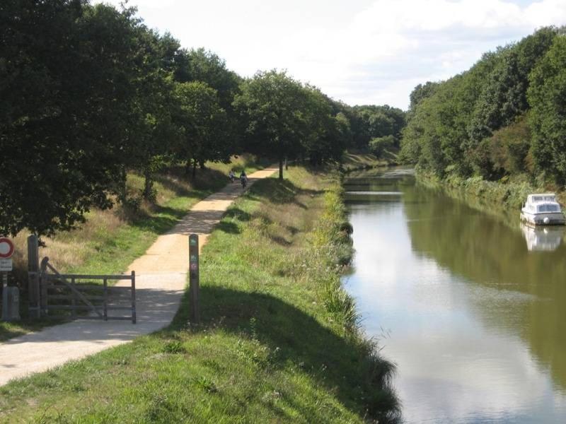 Appartamento Nort Sur Erdre Centre Esterno foto